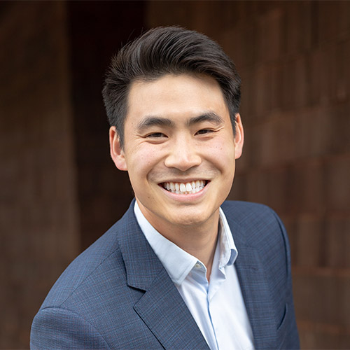 Headshot photo of Ryan Ma